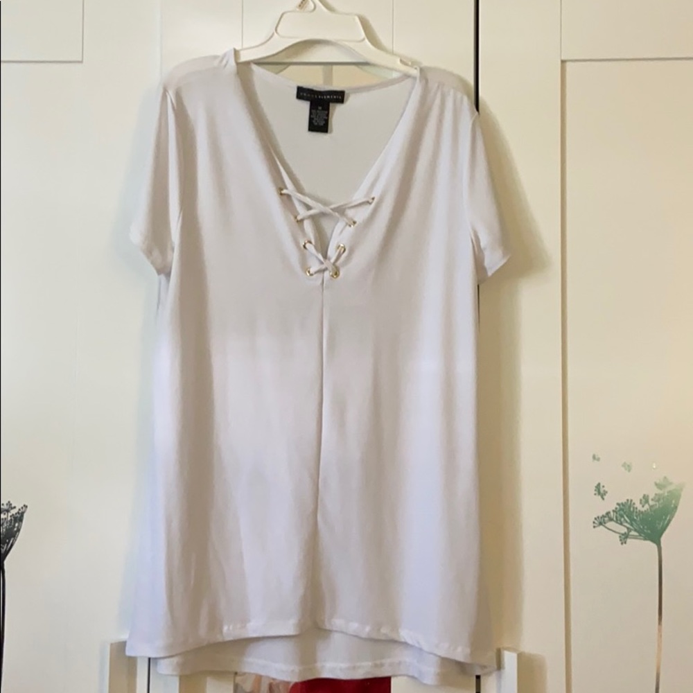 White shirt sleeve M t shirt